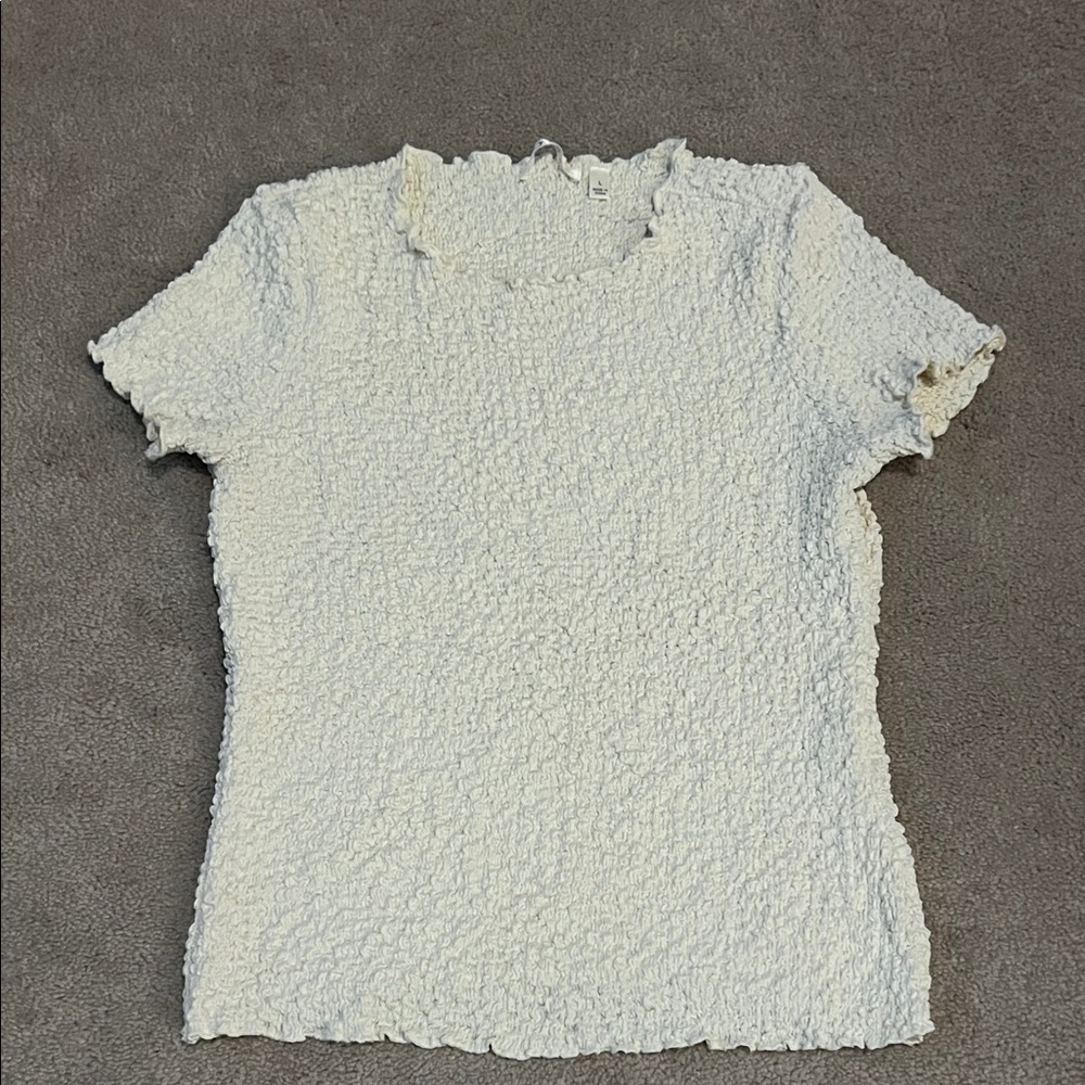 Cyrus Textured Cream Short Sleeve Top- size Large, EUC *like new*, worn once